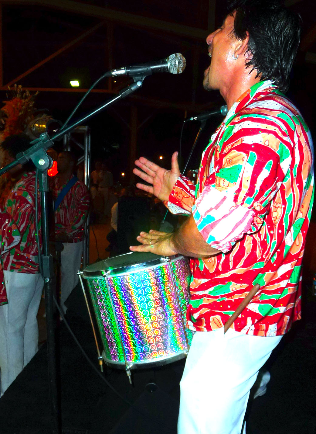 Keyboard live entertainment archival photo